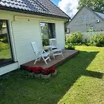 Apartamento Solar - House With Private Garden Pärnu