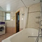 Apartamento Solar - House With Private Garden Pärnu