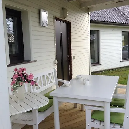 Solar Apartments - House With Private Garden *