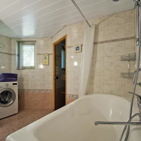 דירה Solar - House With Private Garden פארנו