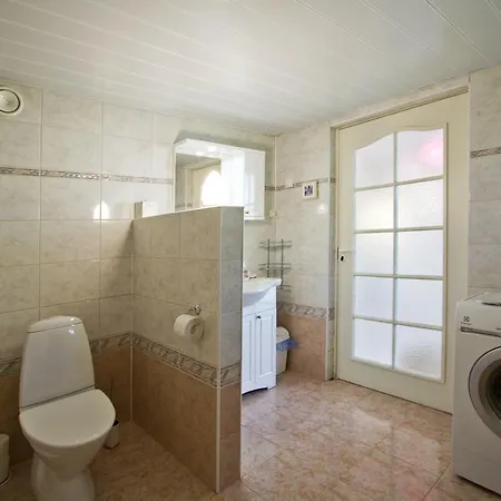 Solar Apartments - House With Private Garden
